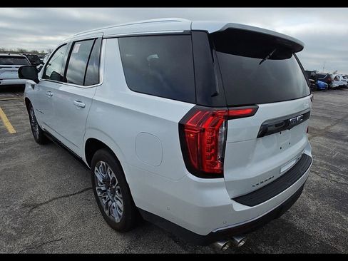 Used 2023 GMC Yukon Denali Ultimate image 2