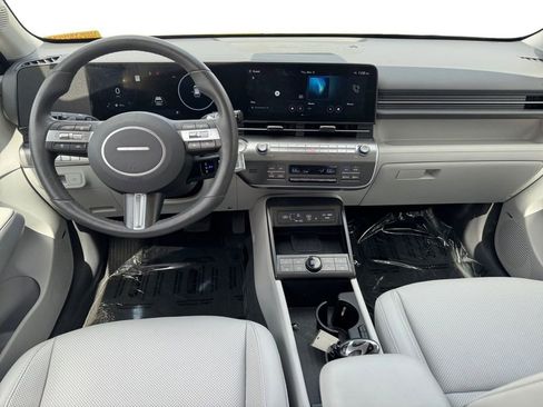 Certified 2025 Hyundai Kona Limited FWD image 10