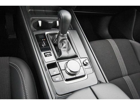 Used 2026 MAZDA CX-50 AWD 2.5 S w/ Preferred Pkg image 19