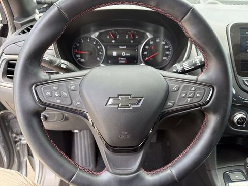 Used 2023 Chevrolet Equinox RS AWD/4WD image 16