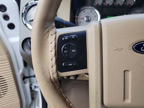 Used 2008 Ford F350 Lariat image 15