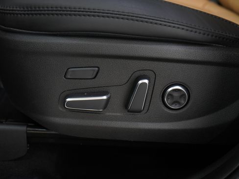 Used 2023 Hyundai Santa Fe Calligraphy AWD/4WD image 28
