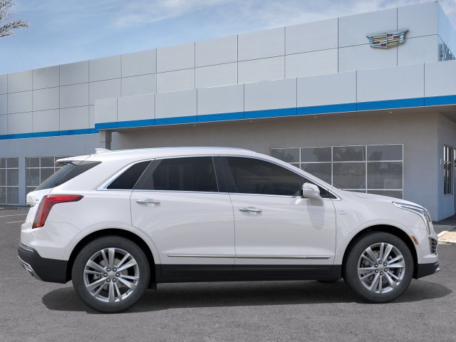 Used 2026 Cadillac XT5 Premium Luxury w/ Driver Assist Package FWD image 5