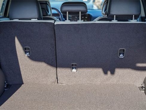 New 2025 Kia Carnival SX w/ SX Dark Edition Package image 28