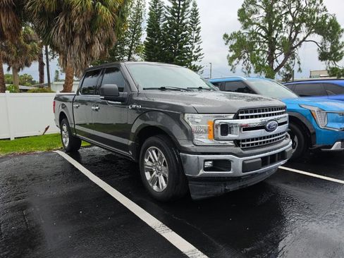 Used 2018 Ford F150 XLT w/ Equipment Group 302A Luxury RWD image 3