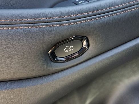 New 2026 Jeep Cherokee Limited image 26