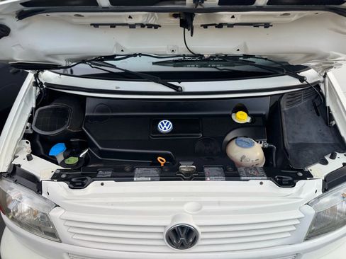 Used 2003 Volkswagen Eurovan MV image 26