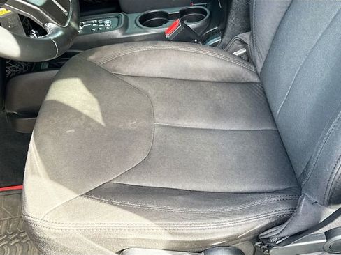 Used 2015 Jeep Wrangler Unlimited Sport w/ Quick Order Package 24S image 17