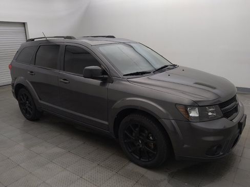 Used 2018 Dodge Journey GT w/ Driver Convenience Group FWD image 11