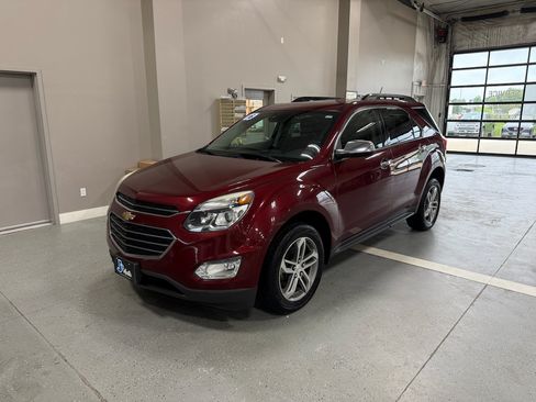 Used 2016 Chevrolet Equinox LTZ w/ Enhanced Convenience Package AWD/4WD image 2