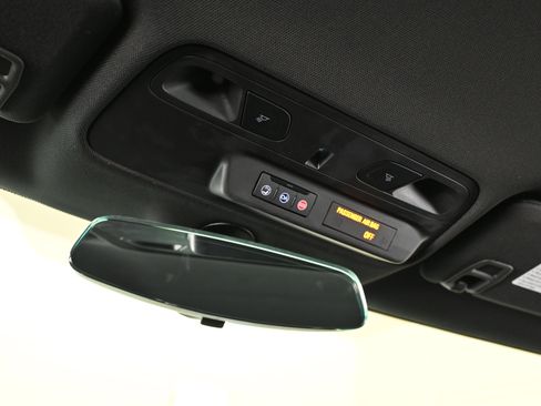 Certified 2022 Chevrolet Camaro SS image 25