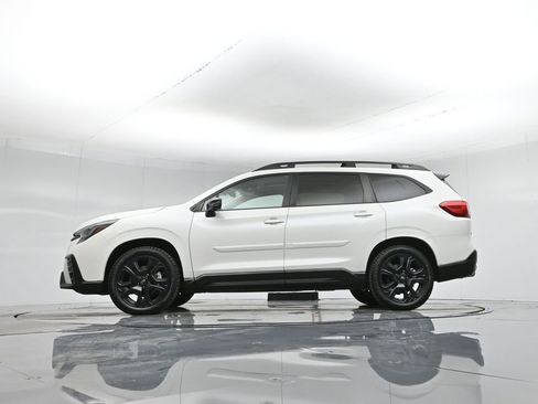 Used 2023 Subaru Ascent Onyx Edition Limited image 8