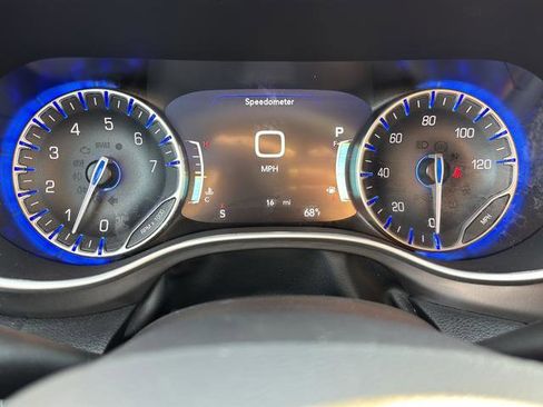 New 2026 Chrysler Pacifica Select image 28