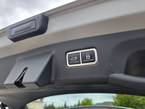 Used 2023 Kia Sorento SX FWD image 12