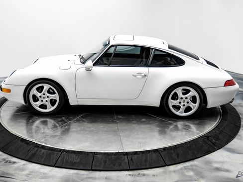Used 1996 Porsche 911 GT3 RS image 11