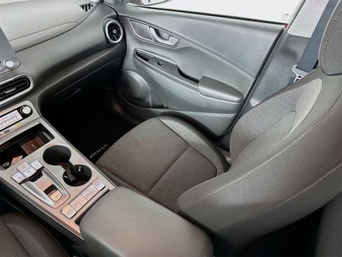 Used 2022 Hyundai Kona SEL w/ Cargo Package image 21