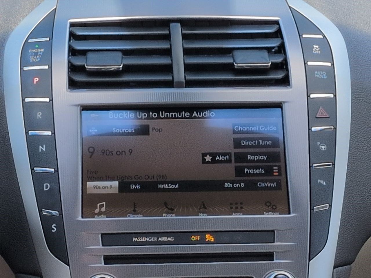 Certified 2019 Lincoln MKZ Reserve FWD image 18