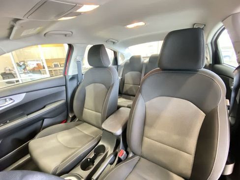 Used 2023 Kia Forte LXS image 13