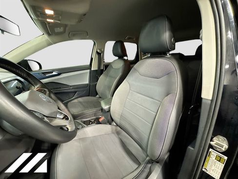 Used 2022 Volkswagen Taos SE AWD/4WD image 21