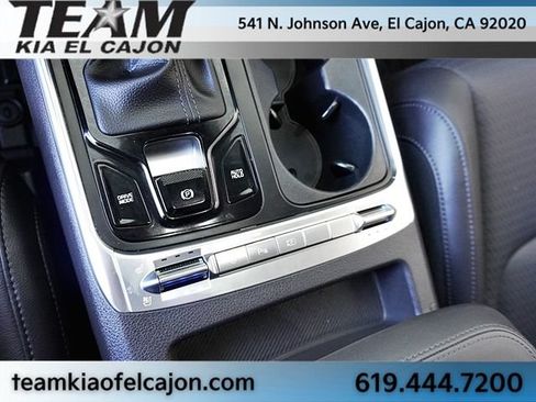 Certified 2025 Kia Carnival SX Prestige FWD image 37