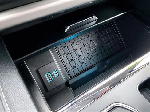 Used 2022 Ford Expedition XLT image 22