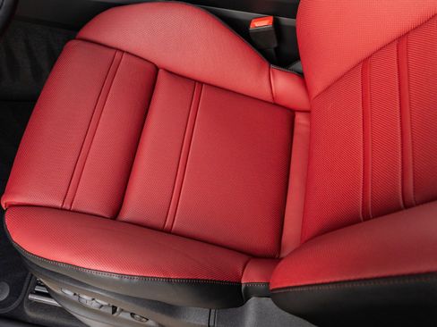 New 2026 Porsche Cayenne S image 24