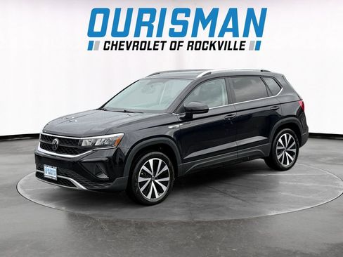 Used 2022 Volkswagen Taos SE AWD/4WD image 2