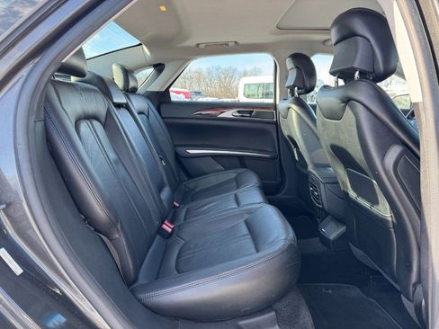 Used 2015 Lincoln MKZ 4dr Sdn FWD w/ Equipment Group 102A Reserve image 17