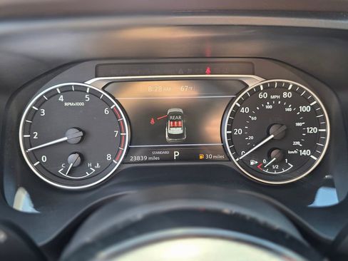 Used 2023 Nissan Rogue SL FWD image 25