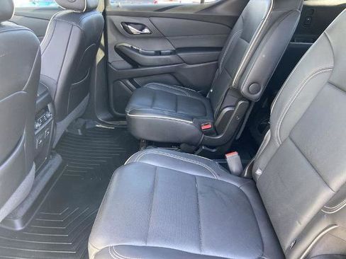 Used 2022 Chevrolet Traverse Premier w/ Redline Edition image 22