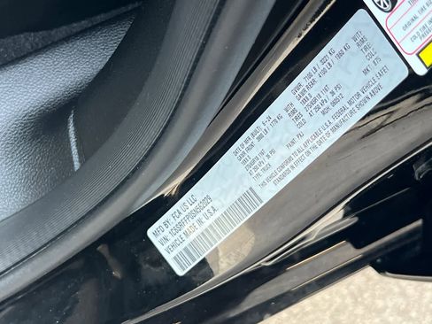 Used 2025 RAM 1500 Big Horn image 38