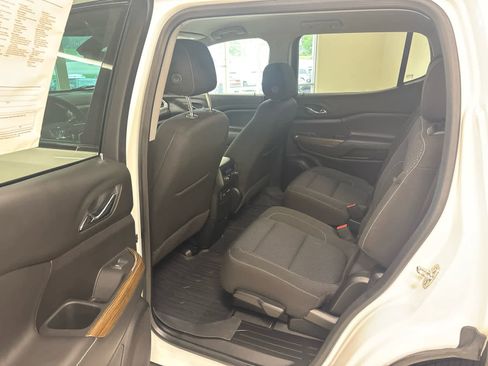 Used 2023 GMC Acadia SLE w/ Driver Convenience Package AWD/4WD image 17