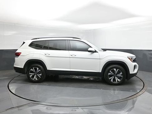 New 2026 Volkswagen Atlas SE image 26