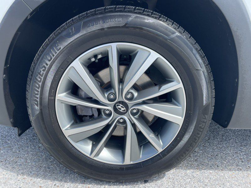 Used 2019 Hyundai Santa Fe Limited FWD image 23