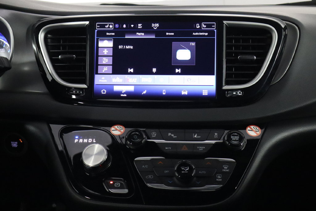 Used 2025 Chrysler Pacifica Select FWD image 29