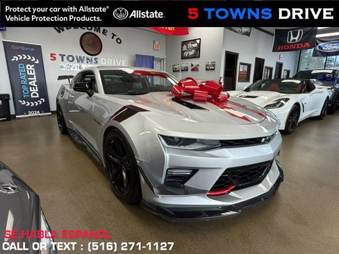 Used 2018 Chevrolet Camaro SS w/ Redline Edition RWD image 1