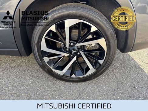 Used 2024 Mitsubishi Outlander SE FWD image 16