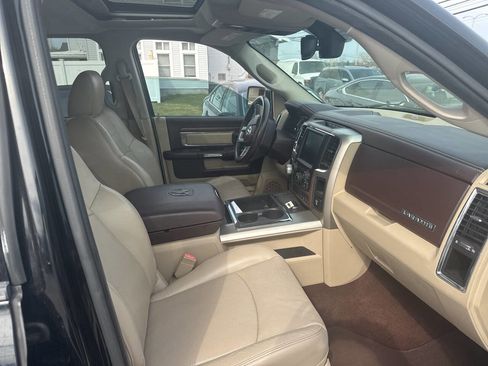Used 2014 RAM 1500 Laramie w/ Convenience Group image 34