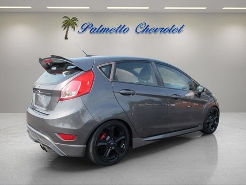 Used 2016 Ford Fiesta ST FWD image 3