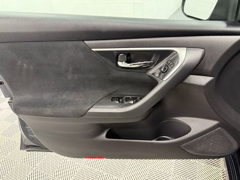 Used 2014 Nissan Altima 2.5 S FWD image 9