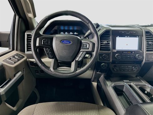 Used 2018 Ford F150 XLT w/ Equipment Group 302A Luxury image 23