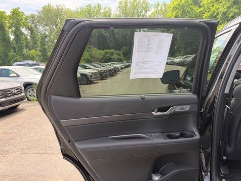Used 2024 Hyundai Palisade Limited AWD/4WD image 49