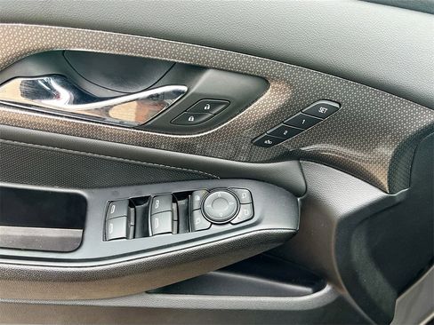 Used 2023 Chevrolet Traverse Premier w/ LPO, Floor Liner Package image 18