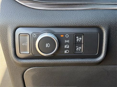 Used 2021 Ford Explorer Limited w/ Equipment Group 301A image 23