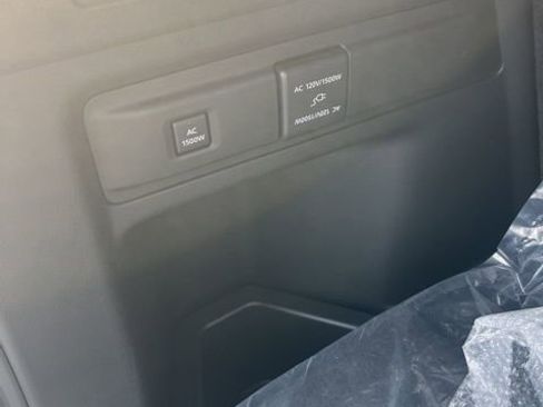 Used 2024 MAZDA CX-90 Plug-In Hybrid w/ Premium Plus image 26