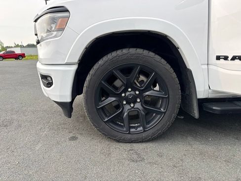 Used 2020 RAM 1500 Laramie AWD/4WD image 25