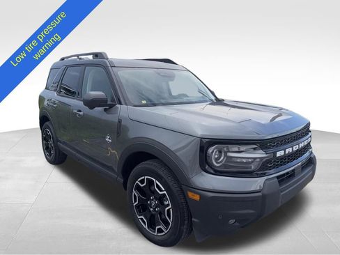 Used 2025 Ford Bronco Sport Outer Banks w/ Outer Banks Tech Package+ AWD/4WD image 10