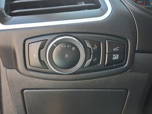 Used 2024 Ford Edge SEL w/ Convenience Package AWD/4WD image 26