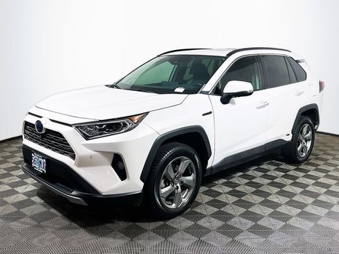 Used 2020 Toyota RAV4 Limited AWD/4WD image 3
