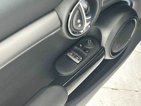 Used 2023 MINI Cooper SE image 15